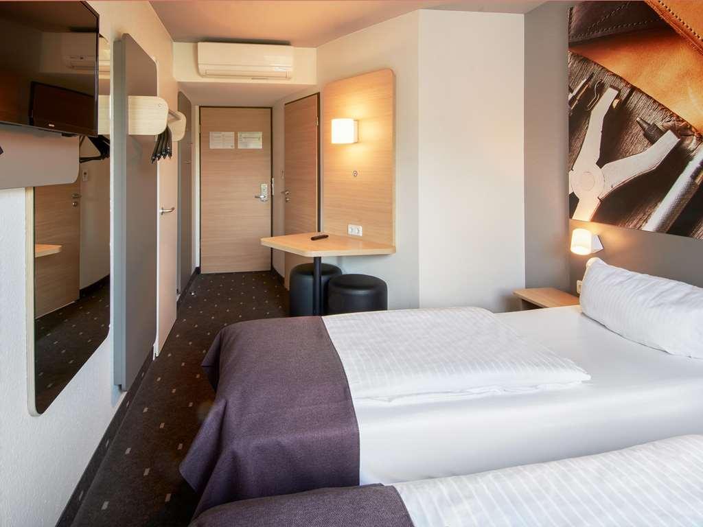 B&B Hotel Offenbach-Sd Room photo