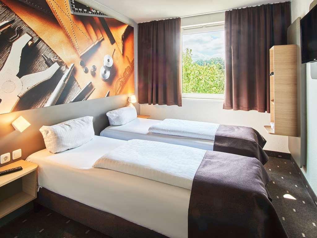 B&B Hotel Offenbach-Sd Room photo