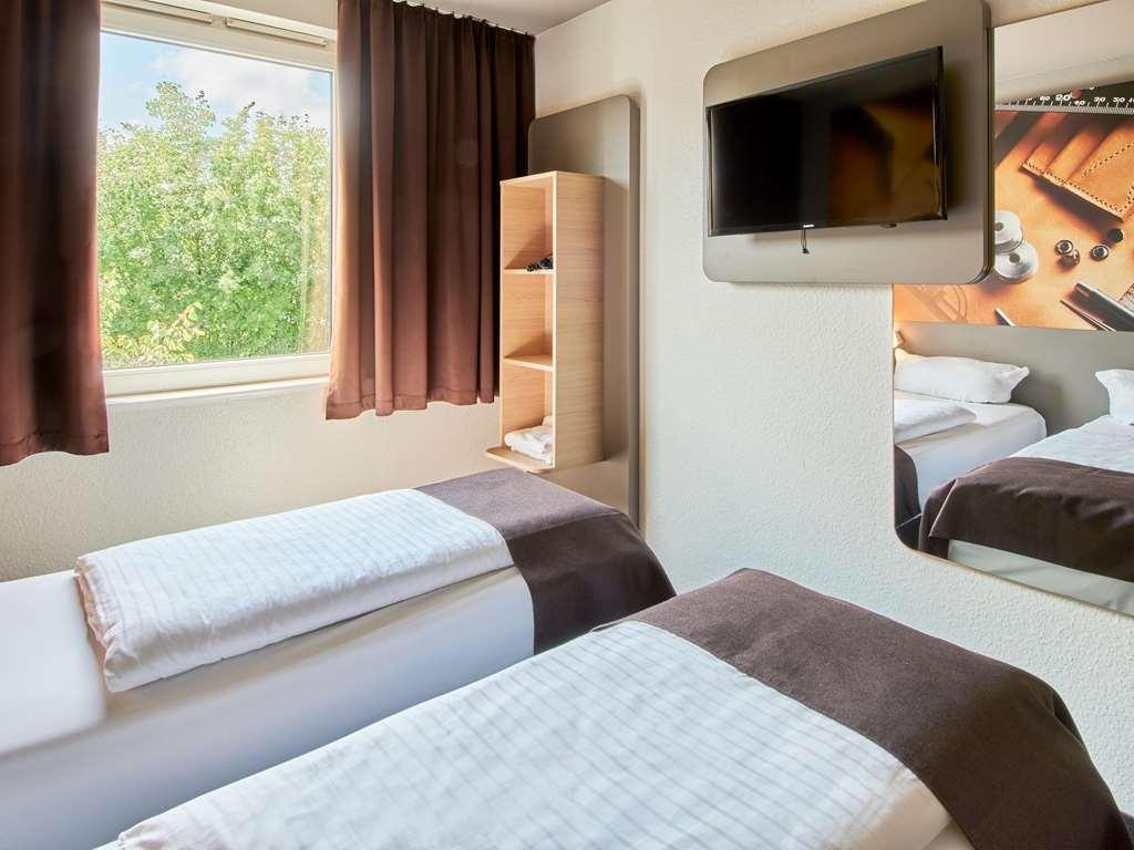 B&B Hotel Offenbach-Sd Room photo