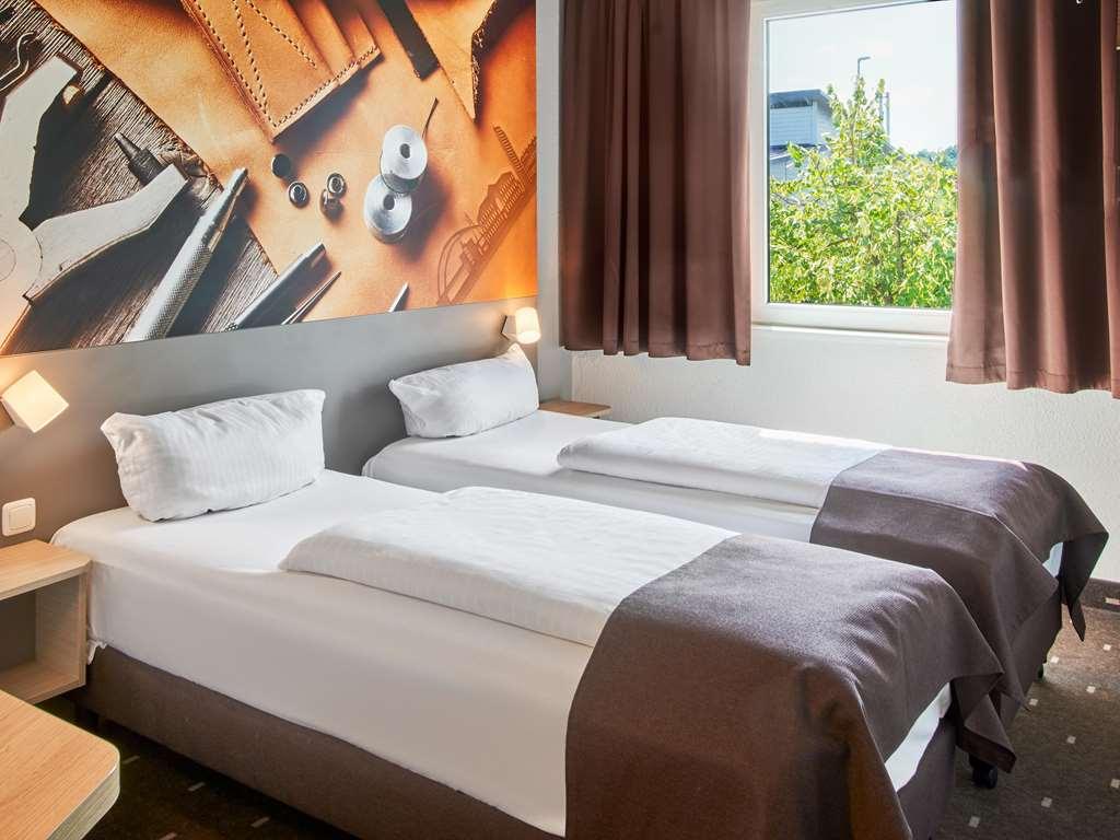 B&B Hotel Offenbach-Sd Room photo
